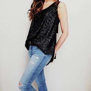 NWT POP UP STORE Sleeveless Sequin Top 36